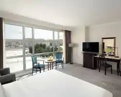 Anwar Al Madinah Mövenpick Hotel thumbnail